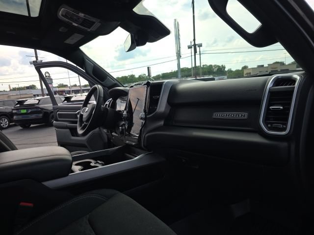 Used 2025 RAM 1500 Big Horn AWD/4WD image 31