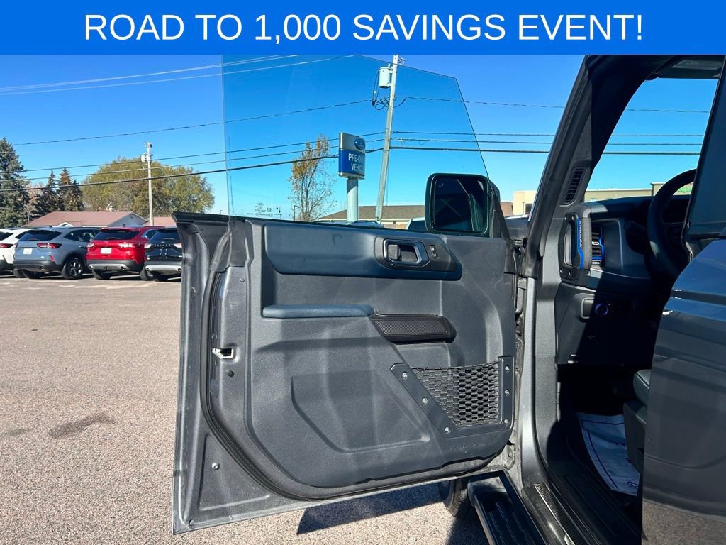 Used 2024 Ford Bronco Outer Banks image 11