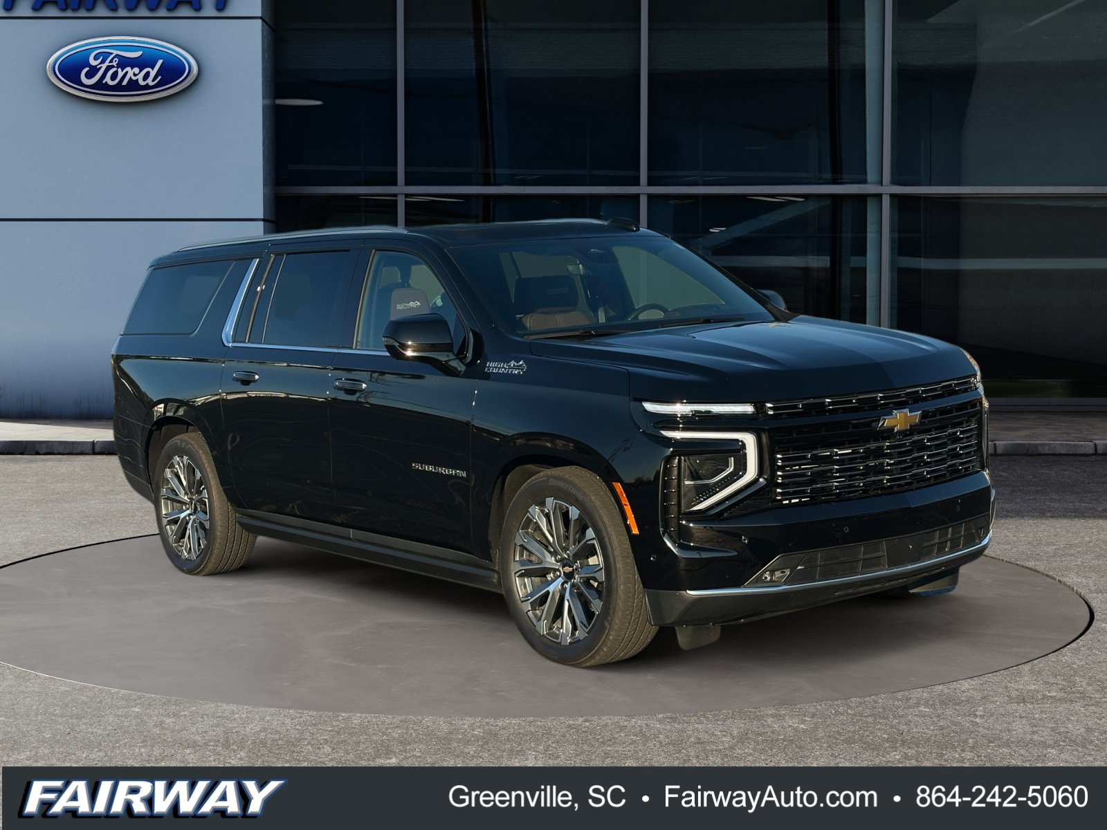 Used 2026 Chevrolet Suburban High Country AWD/4WD image 3