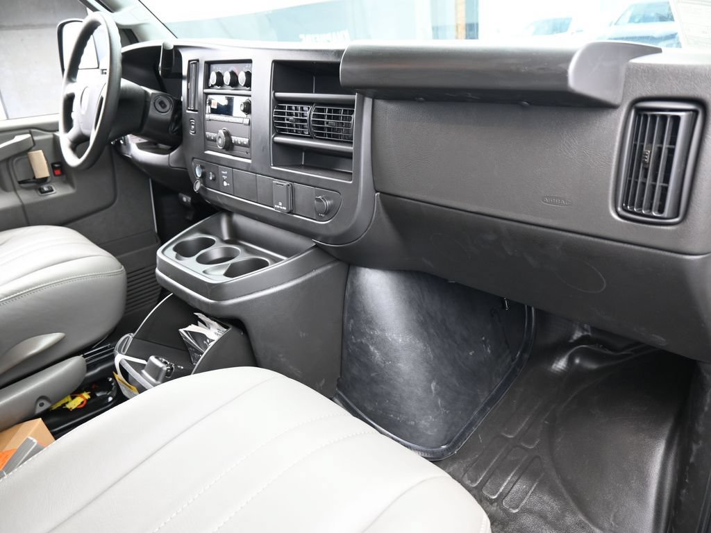 New 2026 Chevrolet Express 2500 Extended w/ Driver Convenience Package RWD image 41