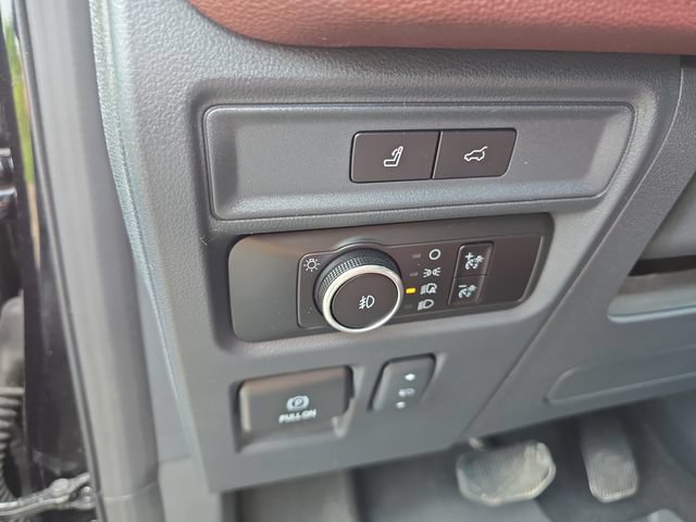 Certified 2023 Ford Expedition Limited AWD/4WD image 17