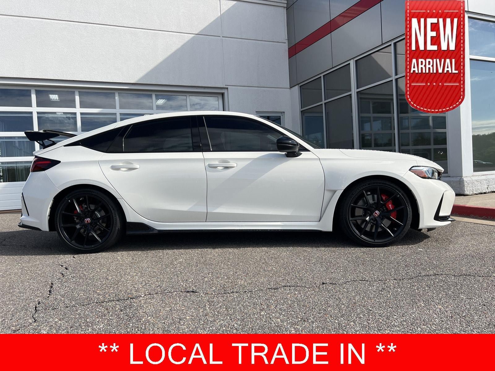 Used 2025 Honda Civic Type R image 1