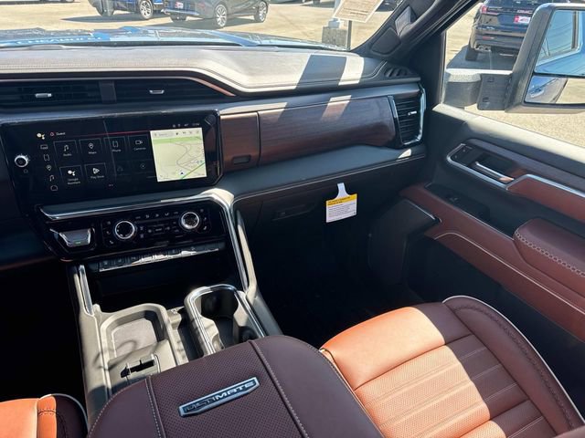 New 2026 GMC Sierra 2500 Denali Ultimate w/ LPO, Black Badging Package image 19