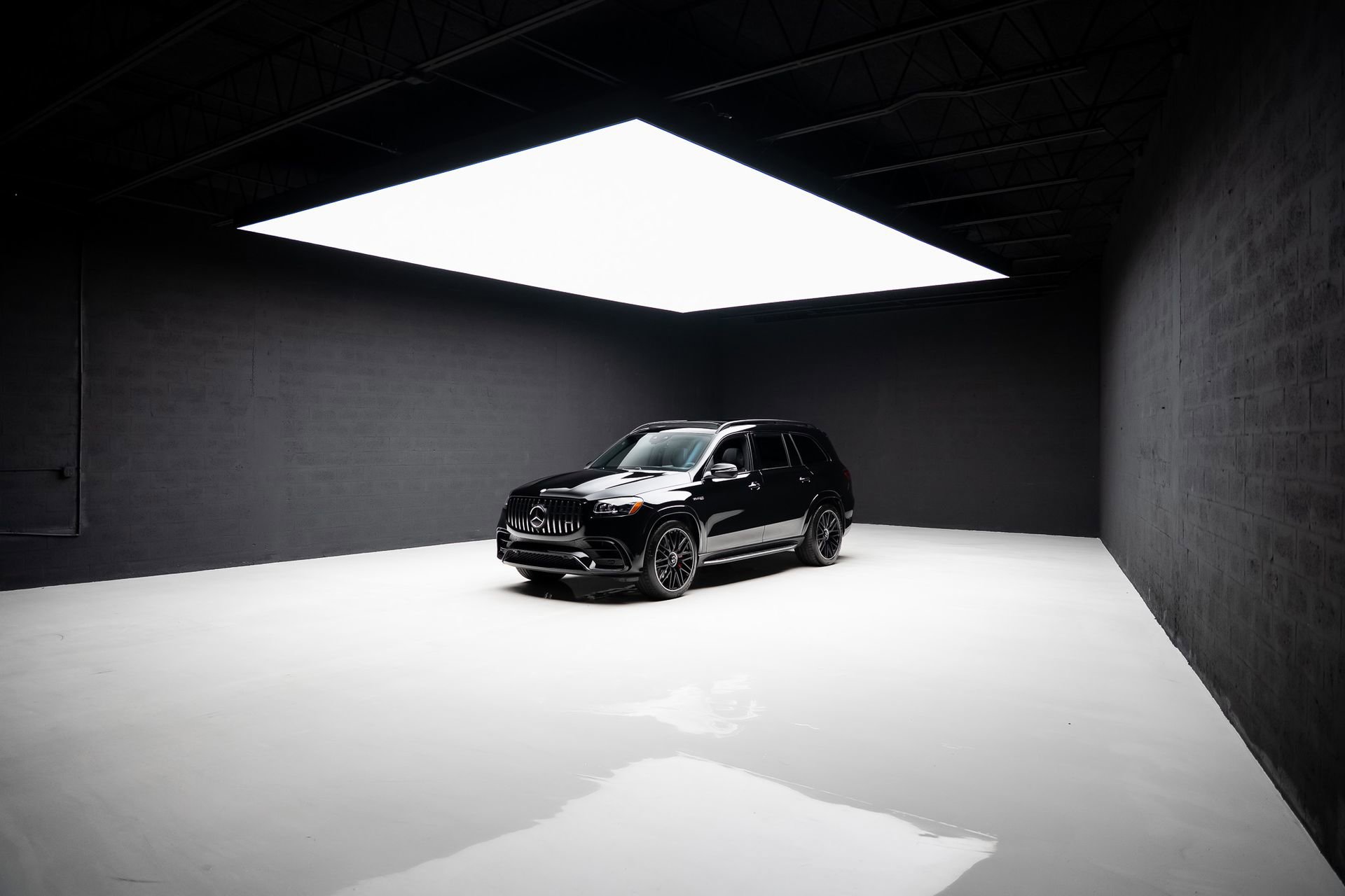 Used 2024 Mercedes-Benz GLS 63 AMG 4MATIC image 98