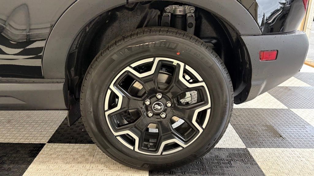 New 2026 Ford Bronco Sport Outer Banks w/ Outer Banks Tech Package+ AWD/4WD image 12