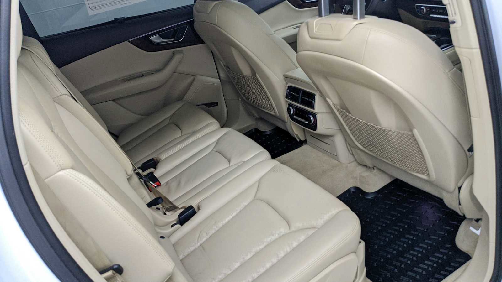 Used 2017 Audi Q7 3.0T Premium Plus AWD/4WD image 26