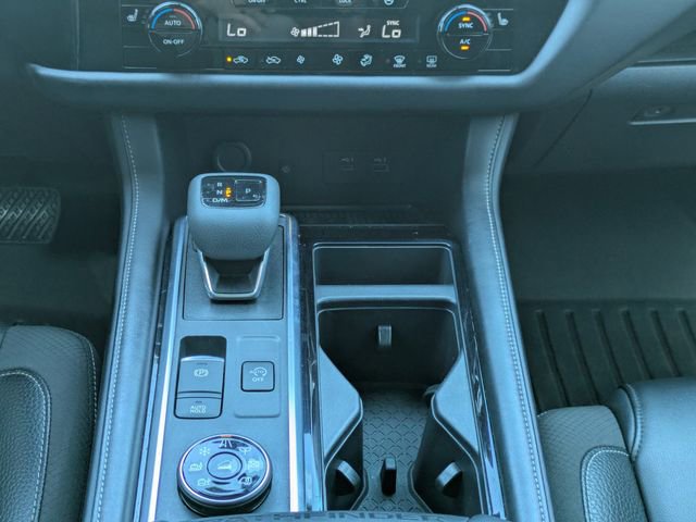 Used 2023 Nissan Pathfinder SL w/ SL Premium Package image 21