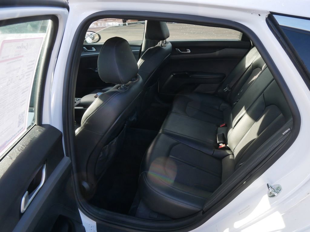 Used 2022 Kia K5 GT-Line image 11