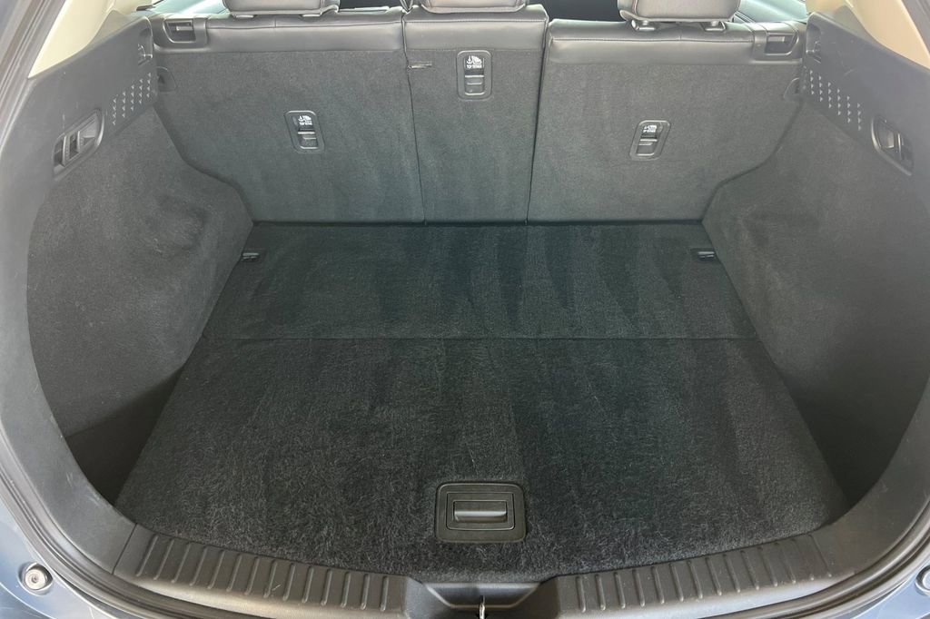 Certified 2024 MAZDA CX-5 Carbon Edition image 19
