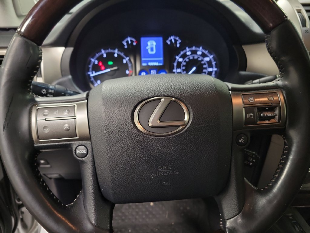 Used 2019 Lexus GX 460 Premium AWD/4WD image 25