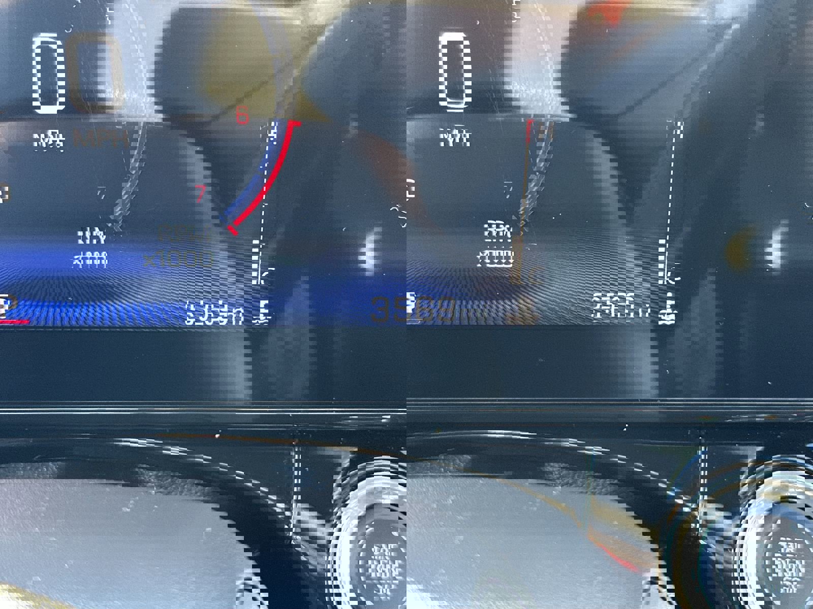 Certified 2025 Chevrolet Trax RS image 24