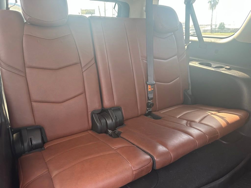 Used 2019 Cadillac Escalade ESV Luxury image 20