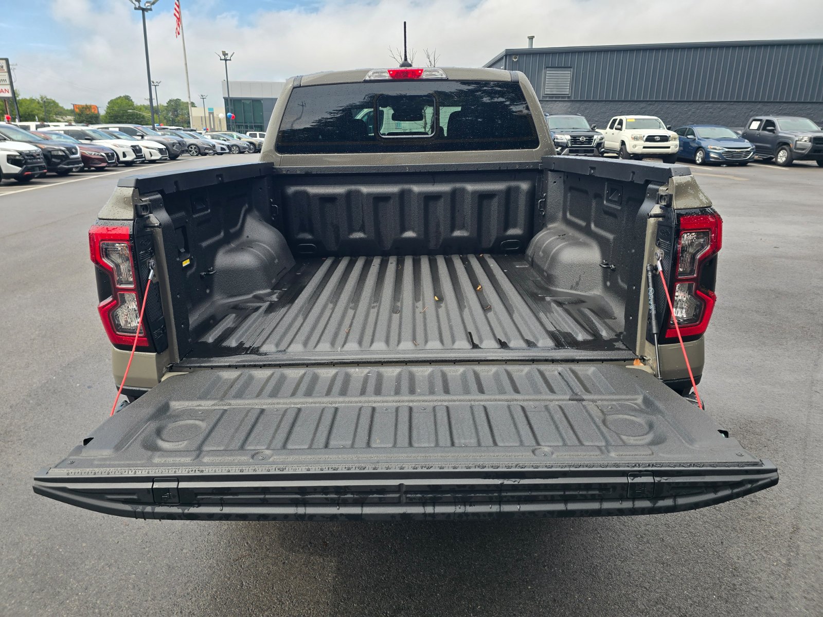 Used 2025 Ford Ranger XLT w/ Equipment Group 301A High AWD/4WD image 12