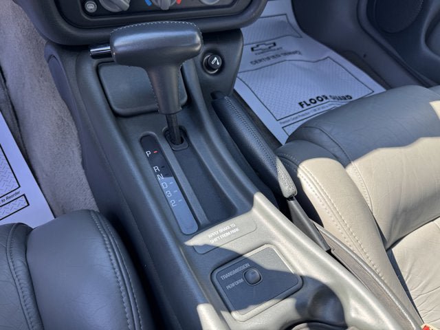 Used 1995 Pontiac Firebird Formula RWD image 20