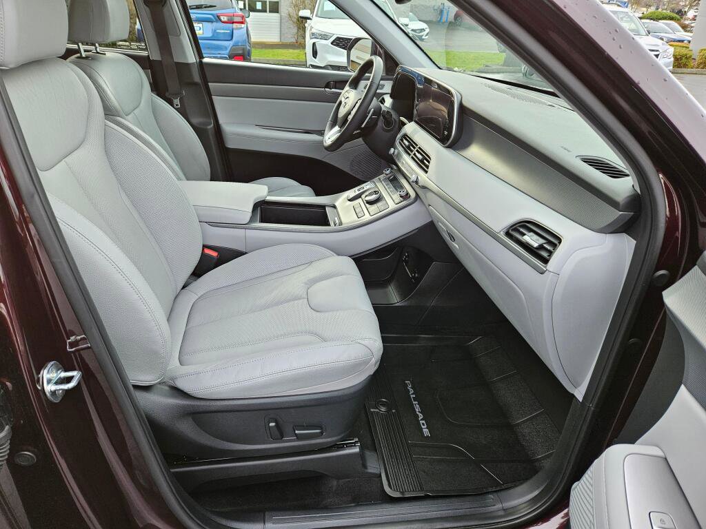 Used 2022 Hyundai Palisade SEL w/ Premium Package image 10