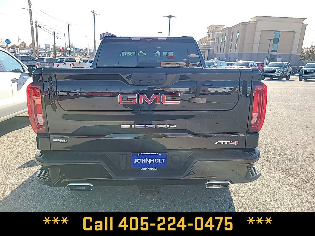 Used 2023 GMC Sierra 1500 AT4 w/ Technology Package image 9
