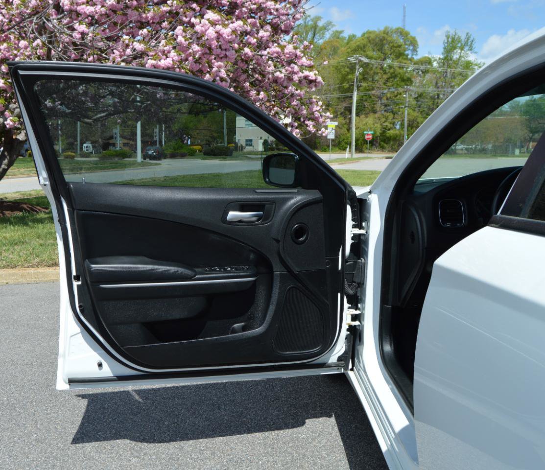 Used 2020 Dodge Charger Police w/ Street Appearance Group image 12