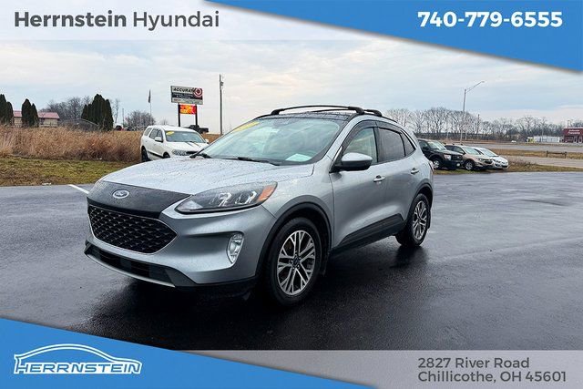 Used 2022 Ford Escape SEL w/ Technology Package image 3