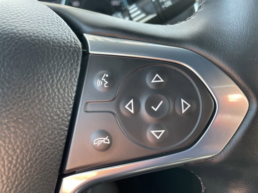 Used 2023 Chevrolet Traverse LT image 15