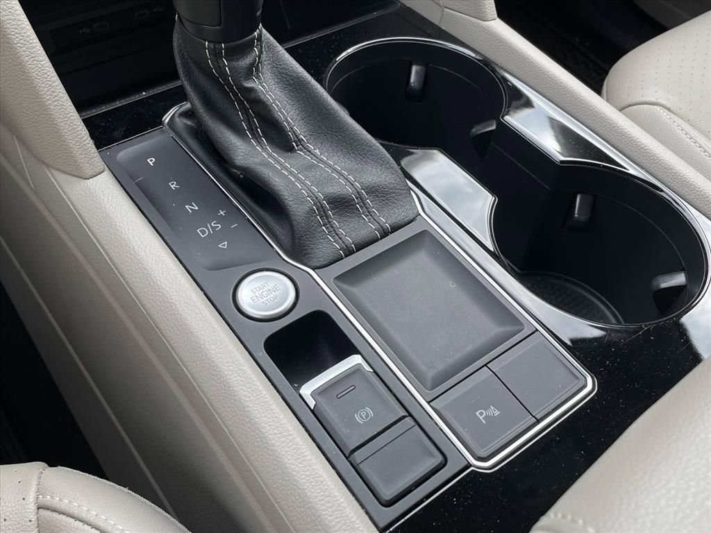 Used 2022 Volkswagen Atlas SE image 15