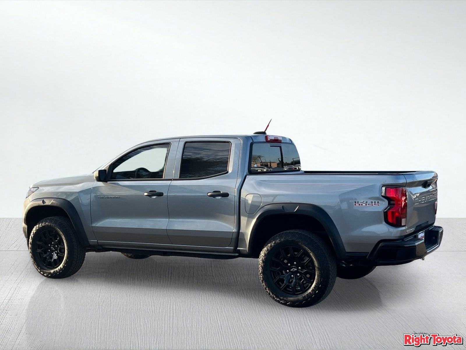 Used 2024 Chevrolet Colorado Trail Boss AWD/4WD image 4