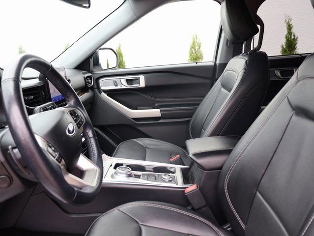 Used 2021 Ford Explorer Limited w/ Hybrid Equipment Group 310A AWD/4WD image 24