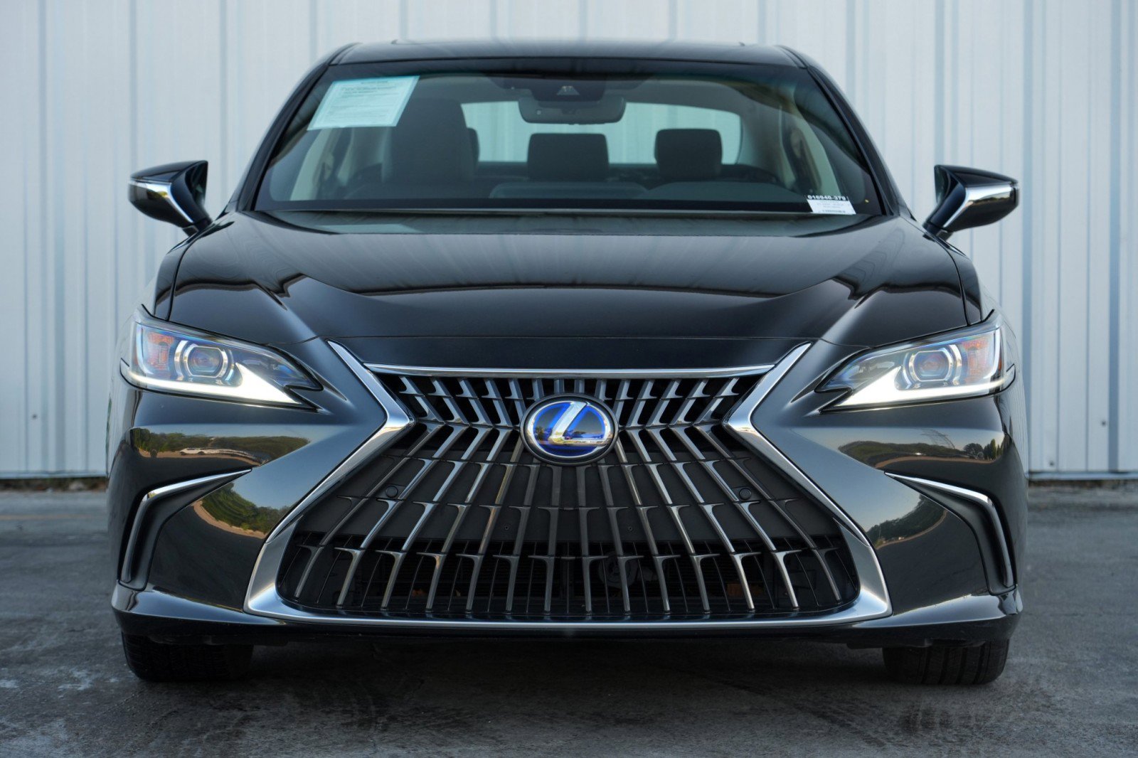 Used 2022 Lexus ES 300h w/ Premium Package FWD image 6