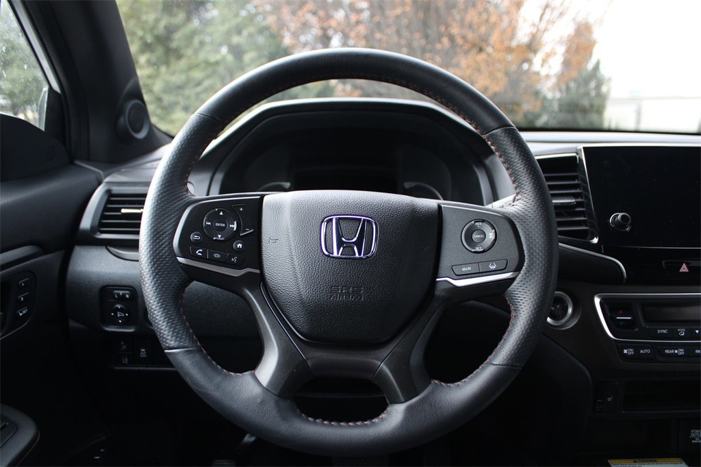 Used 2022 Honda Pilot TrailSport image 19