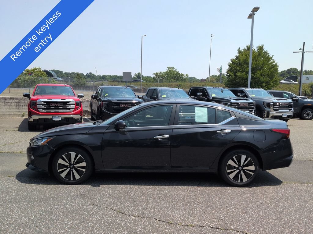 Used 2022 Nissan Altima 2.5 SV w/ SV Premium Package AWD/4WD image 7