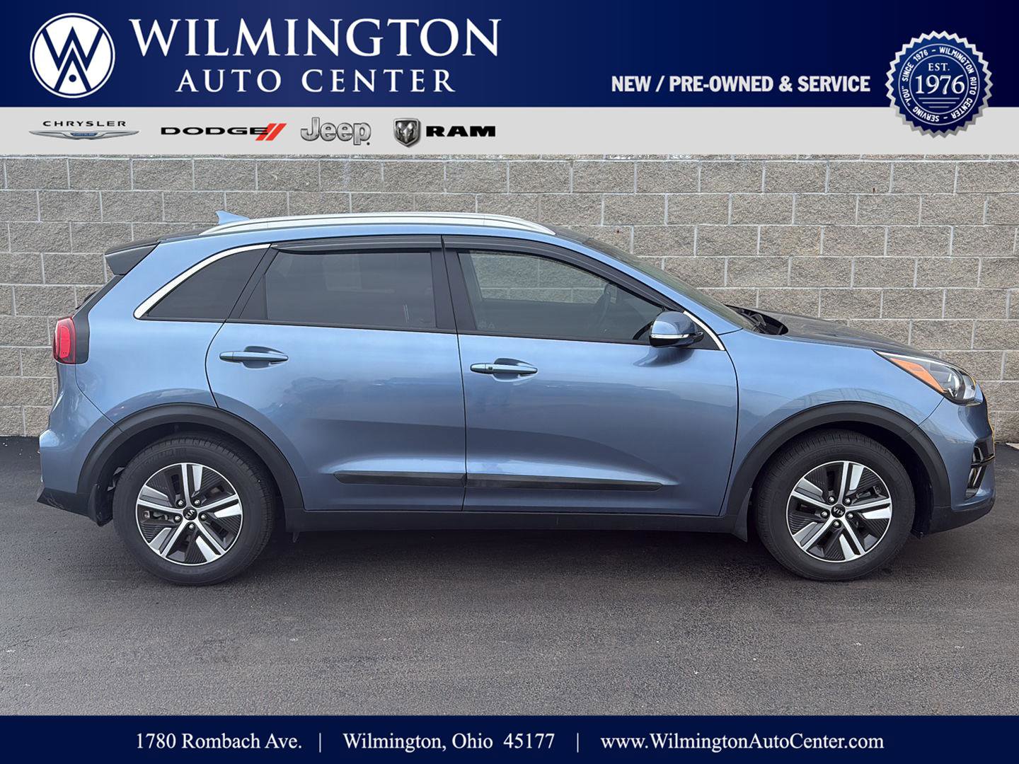 Used 2020 Kia Niro EX image 1