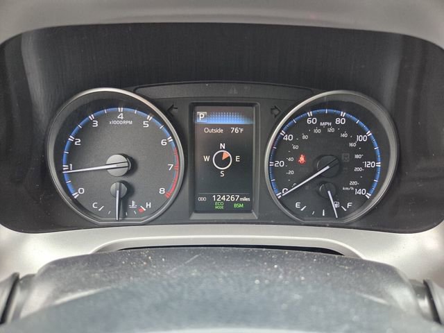 Used 2018 Toyota RAV4 XLE image 25