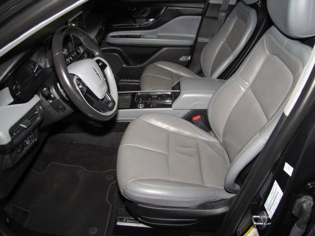Used 2020 Lincoln Corsair Reserve image 10