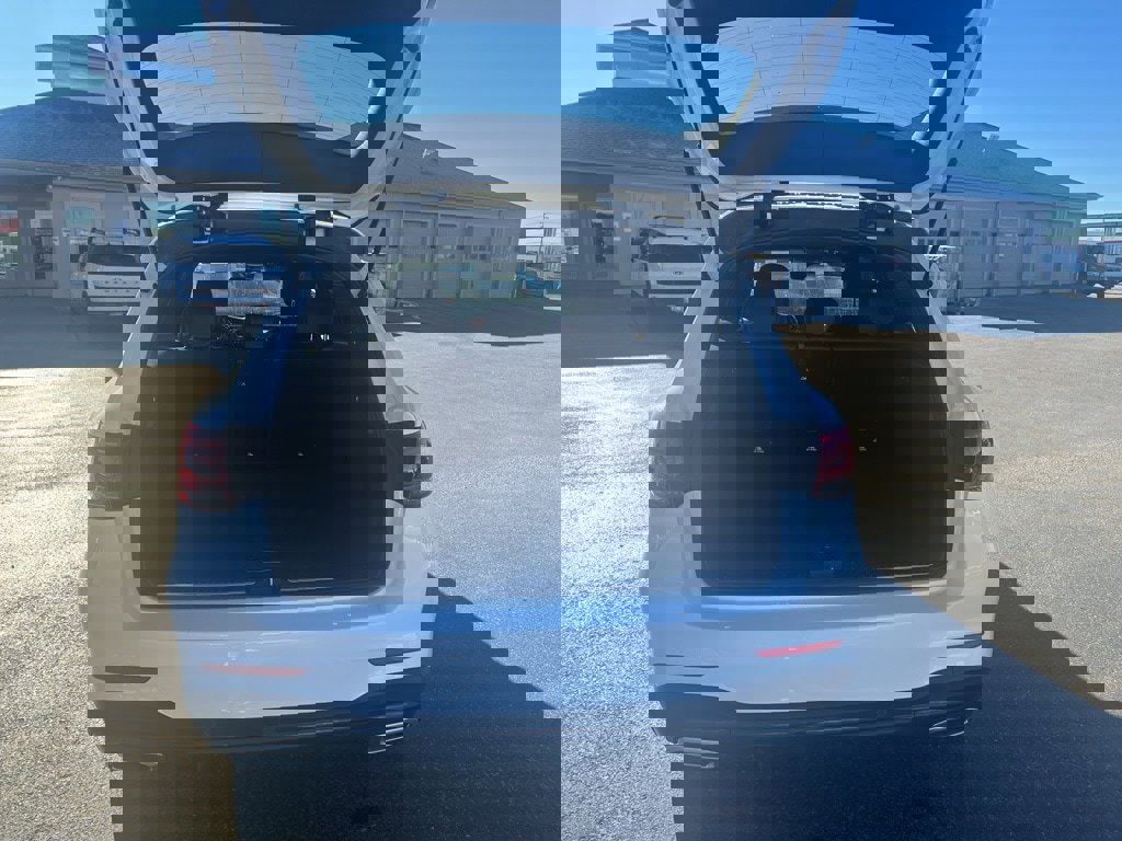 Used 2022 Mercedes-Benz GLC 300 300 4matic image 20