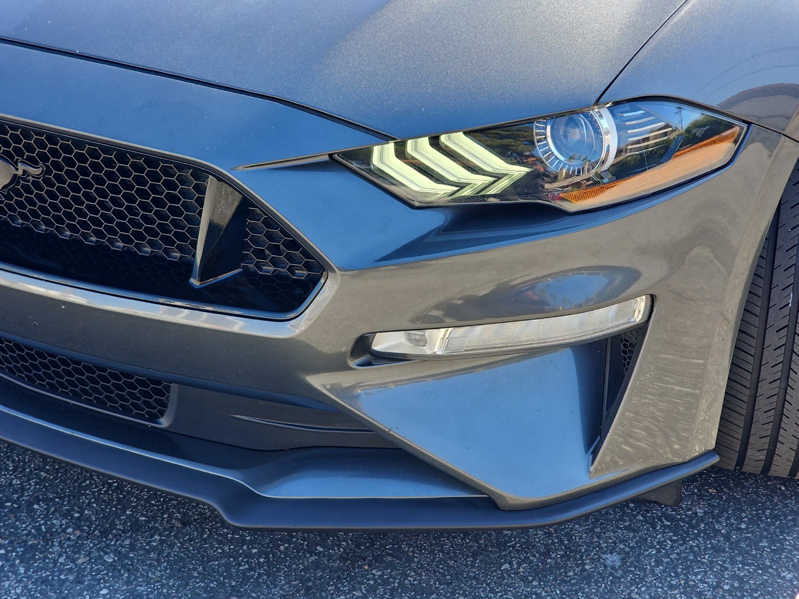 Used 2020 Ford Mustang GT w/ Black Accent Package RWD image 30
