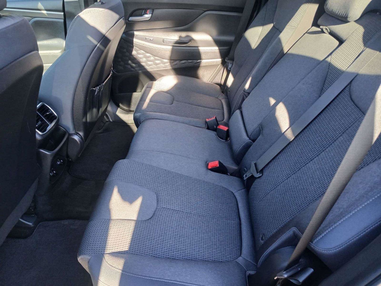 Used 2020 Hyundai Santa Fe SEL image 14