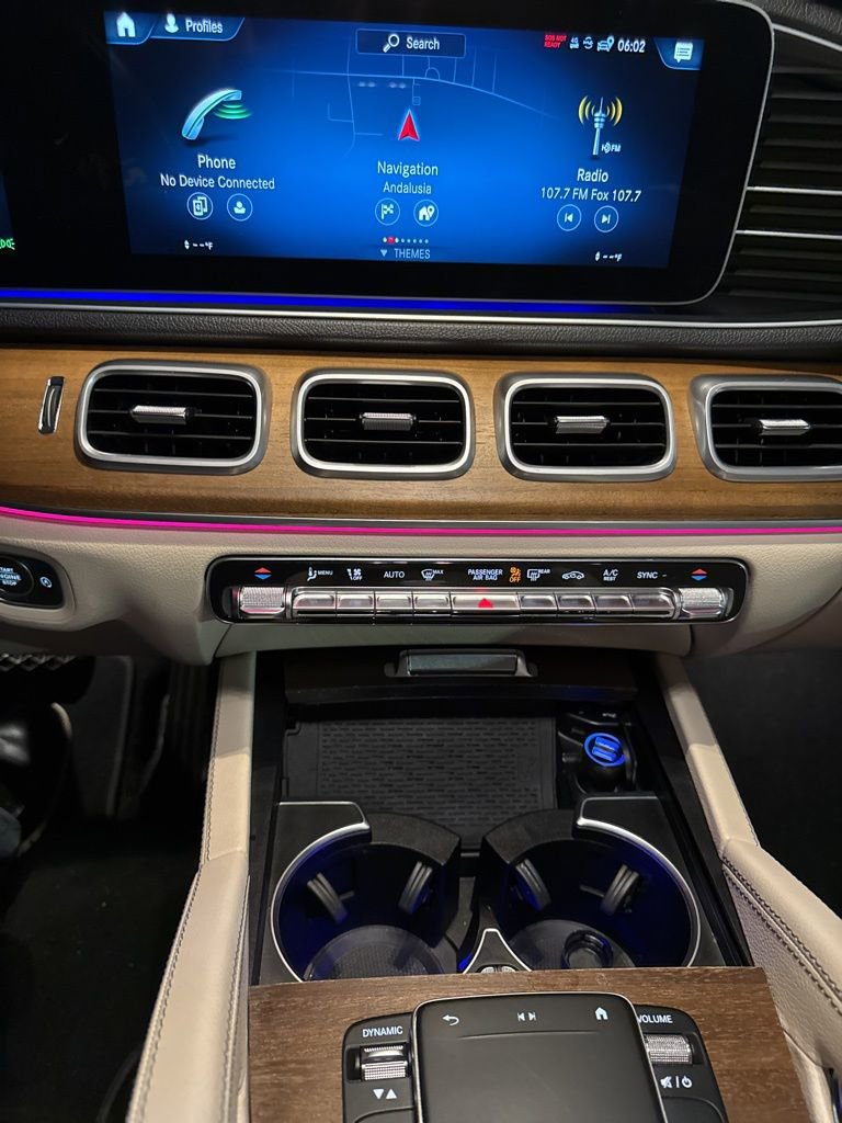 Used 2021 Mercedes-Benz GLE 350 w/ 3rd Row Seat Package image 8