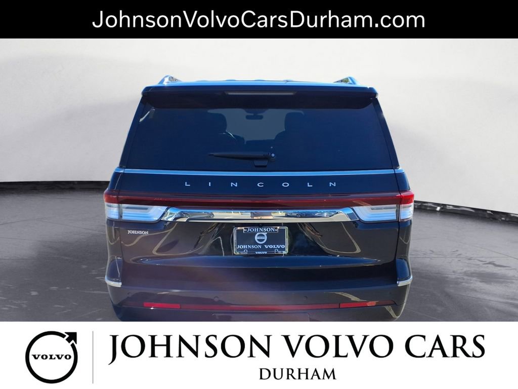 Used 2024 Lincoln Navigator L 4WD image 4