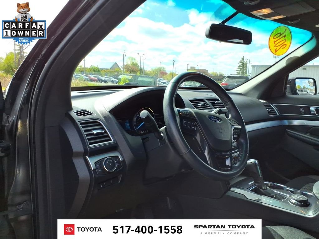Used 2016 Ford Explorer XLT w/ Equipment Group 201A AWD/4WD image 15