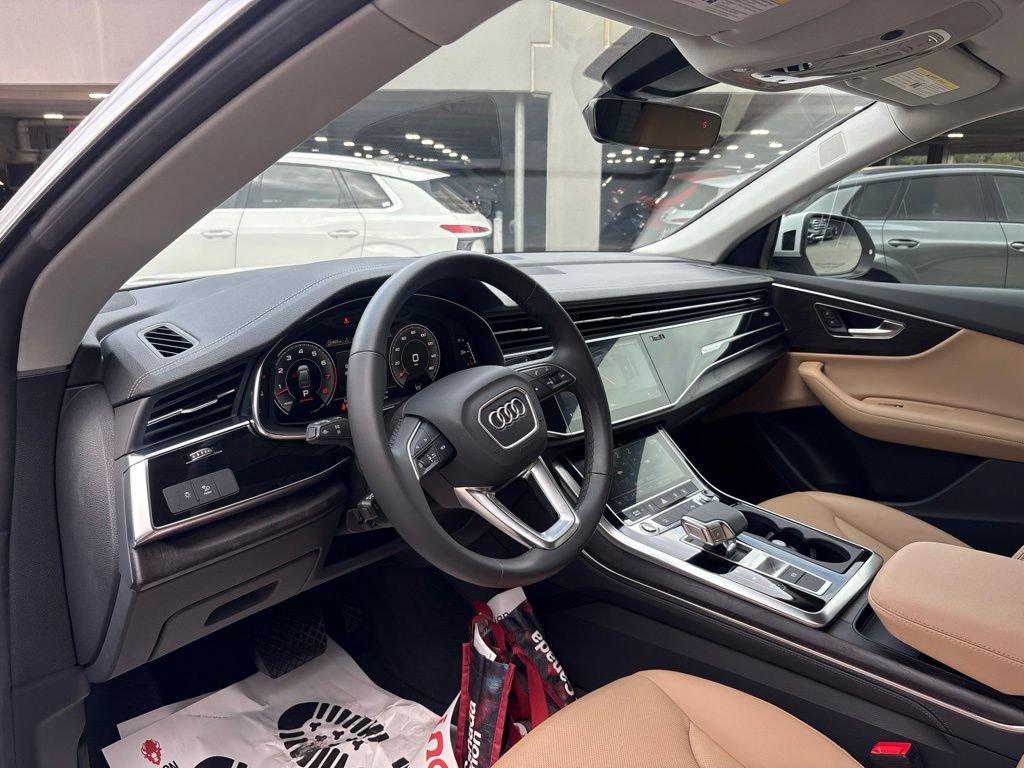 Used 2023 Audi Q8 Premium Plus AWD/4WD image 12