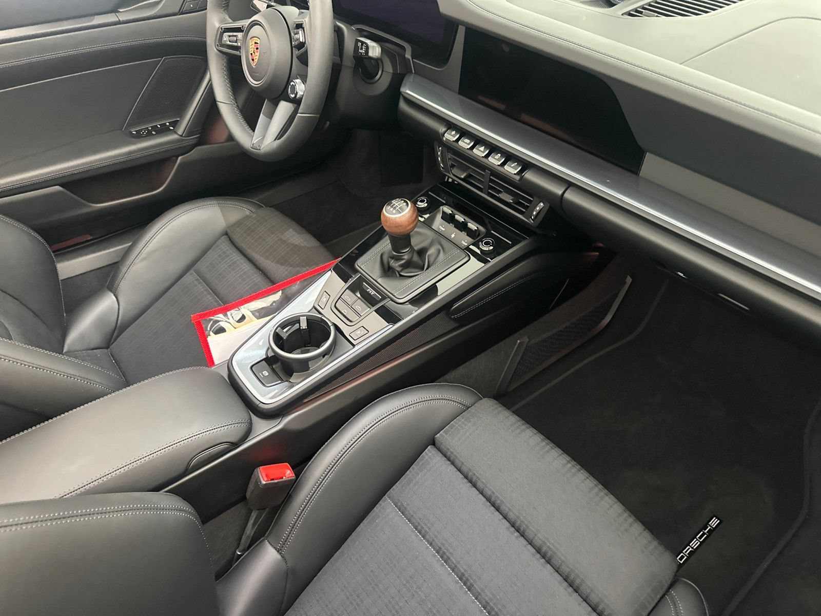 Certified 2026 Porsche 911 Carrera T RWD image 15