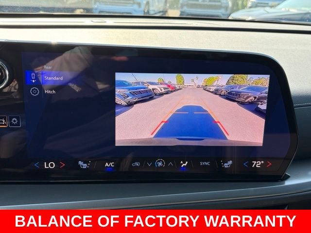 Used 2026 Chevrolet Traverse LT FWD image 24