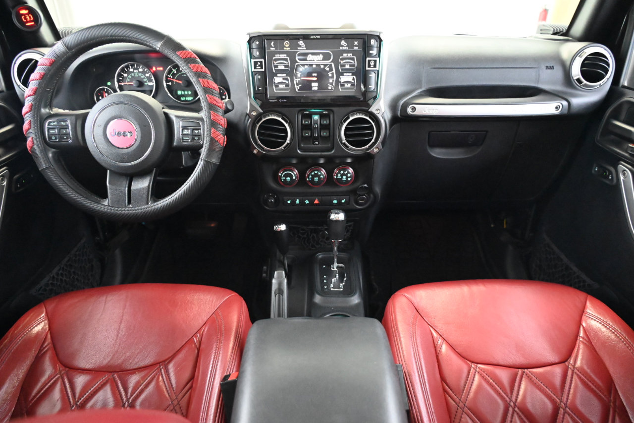 Used 2018 Jeep Wrangler Unlimited Rubicon w/ Cold Weather Group image 24