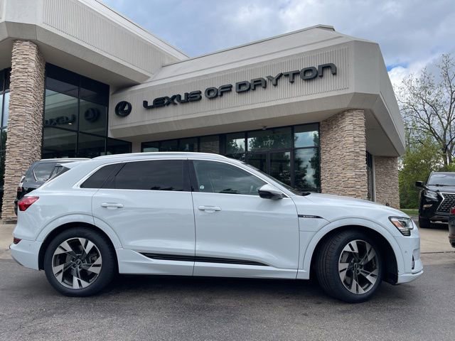 Used 2023 Audi e-tron Premium Plus AWD/4WD video 2
