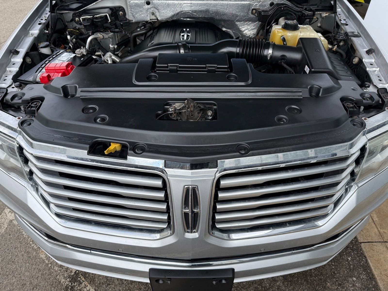 Used 2015 Lincoln Navigator L 4WD w/ Equipment Group 101A Reserve image 46