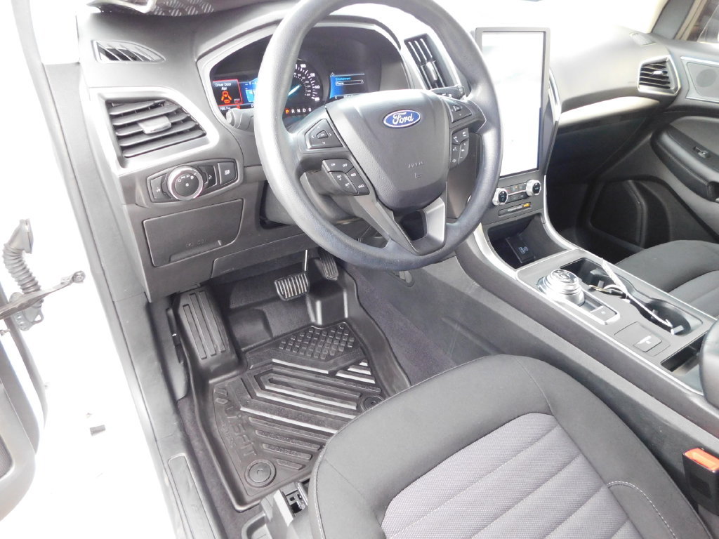 Used 2024 Ford Edge SE AWD/4WD image 13