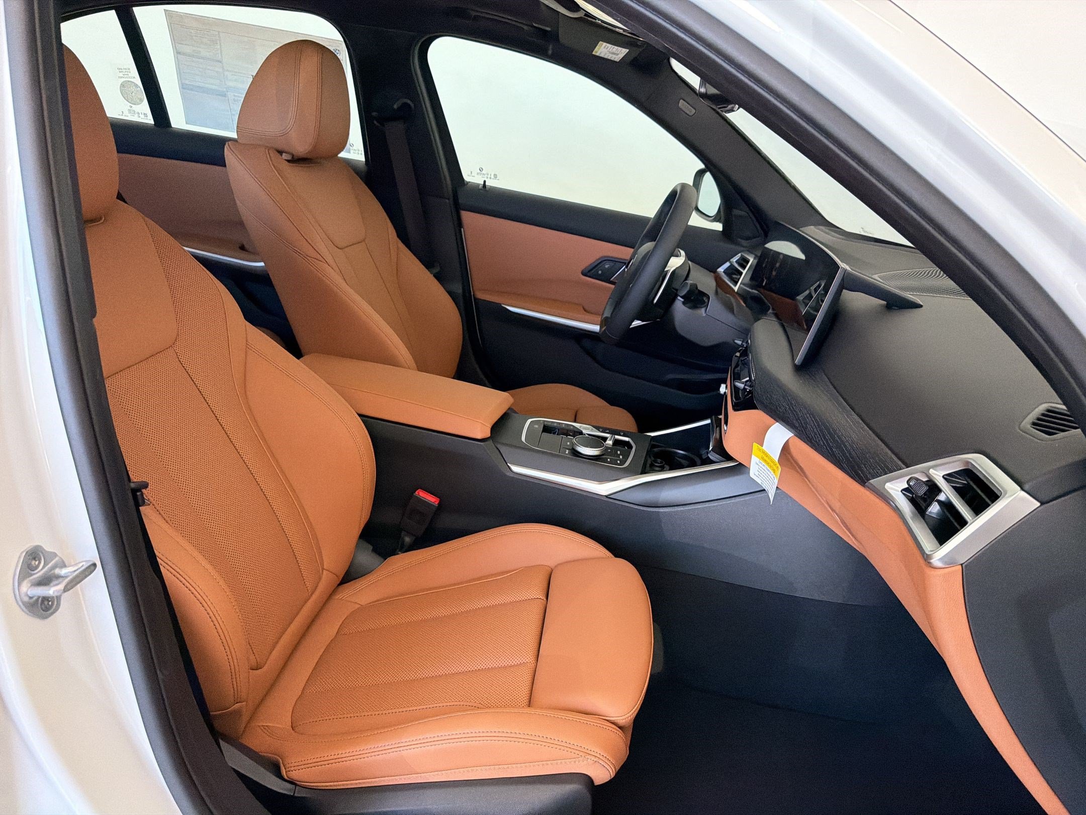 New 2026 BMW 330i xDrive Sedan w/ Premium Package AWD/4WD image 25