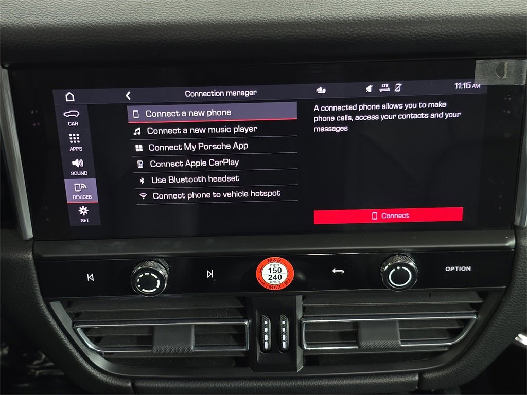 Used 2023 Porsche Macan image 17