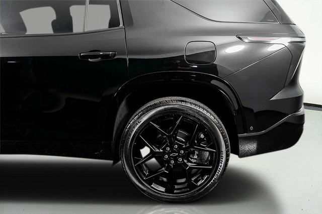 Used 2026 Chevrolet Traverse RS image 33