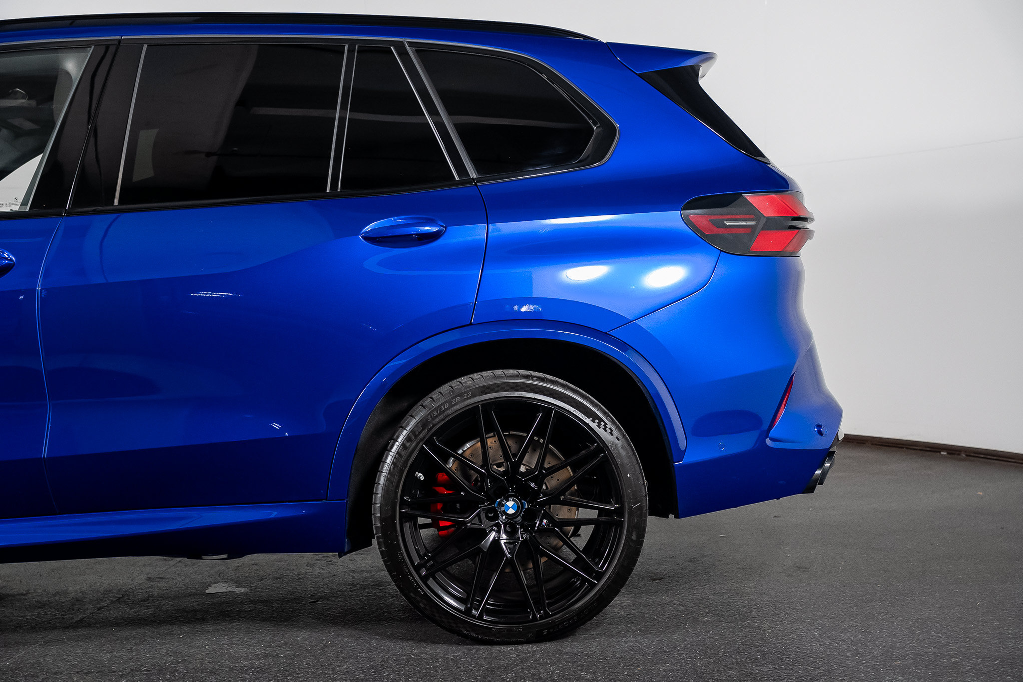 Used 2025 BMW X5 M Competition AWD/4WD image 19
