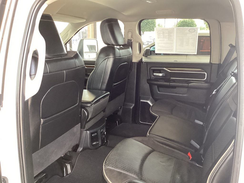 Used 2023 RAM 4500 Laramie AWD/4WD image 47